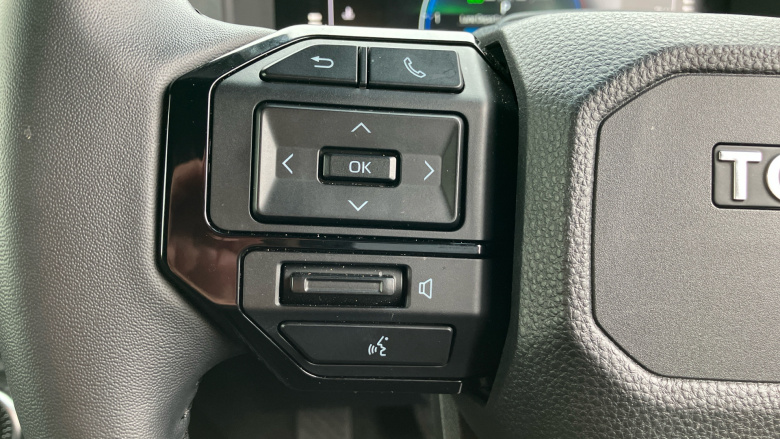 Toyota Land Cruiser Diesel 2.8D 205 Commercial Auto